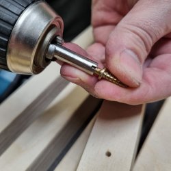 Lamelskrue 4,0x13x18mm - Gulforzinket Stl