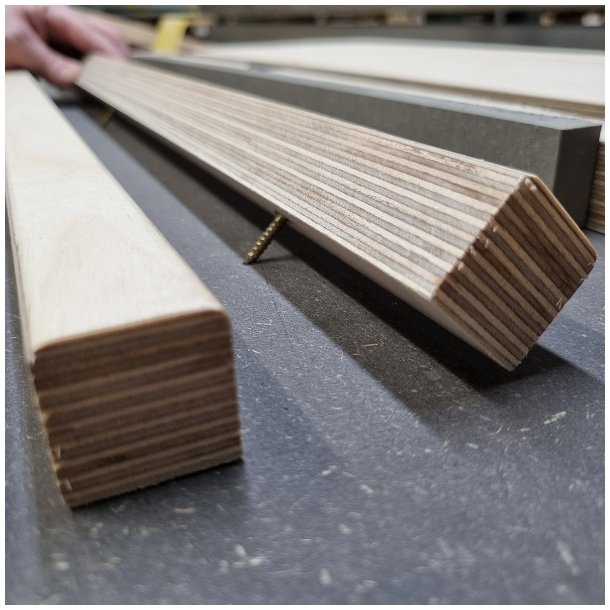 Lamelskrue 4,0x13x18mm - Gulforzinket Stl