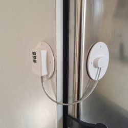 Vindue & Skabssikring V7 med Kabel og Kode - Hvid