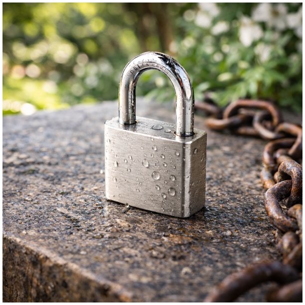 H�ngel�s 40mm med Hovedn�gle Funktion - Messing