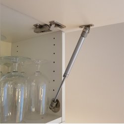 Gasd�mper 247mm - 100N - Inkl. Beslag