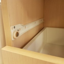 Skuffeskinne 250mm x 1,2mm i Stl - Hvid RAL9003