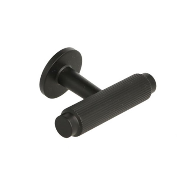 Linjeret T-Bar "Justa" - Mat Sort - 56mm