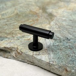 Linjeret T-Bar "Nox" - Mat Sort - 56mm