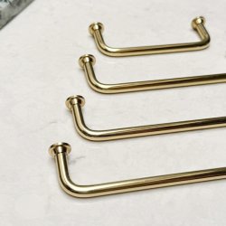 Greb "Diana" - Poleret Messing med Lak - cc 224mm