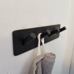 Selvklbende Knage "Pisa" - 4 Kroge - Mat Sort