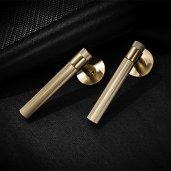 D�rgreb S�t "Justa" - B�rstet Messing Finish