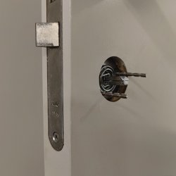 Returfjeder til Drgreb